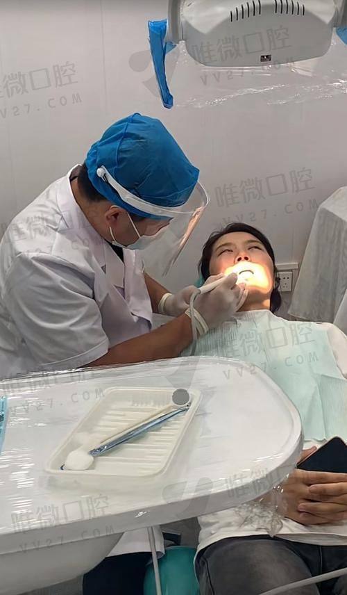 补牙、根管治疗多少钱？郑州植得明明白白看牙健健康康！