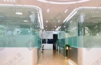 医院走廊