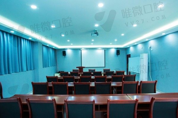 重庆合川区杨丽诚恩口腔诊所培训室