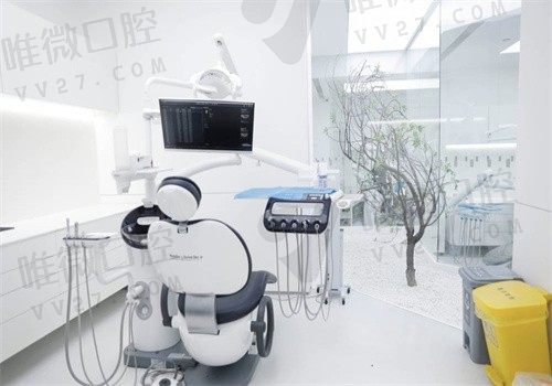 北京极简一站式口腔医院是二级私立医院，收费不贵口碑好附地址