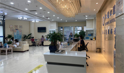 重庆仁铭口腔门诊部大厅