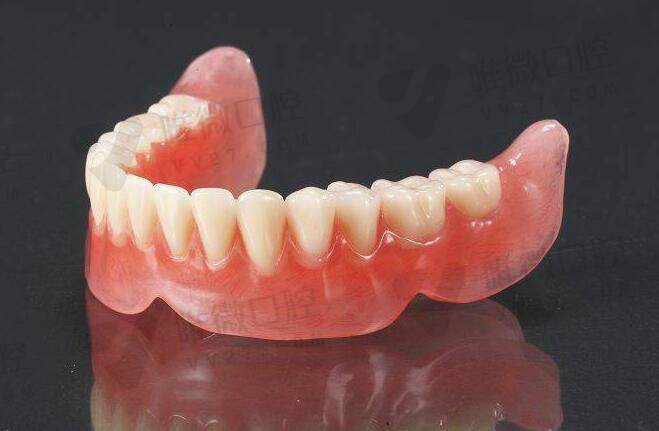 安装假牙的优点和缺点